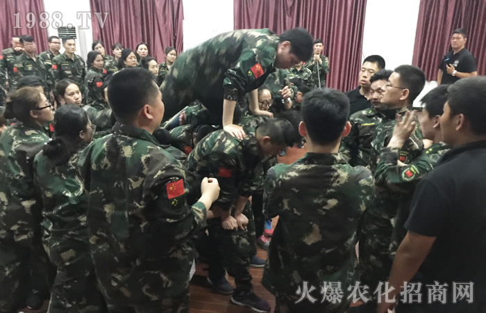 自我突破,向無名靠攏!