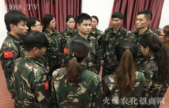 堅毅,責任,用心,全力以赴