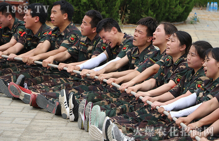 團結一心,勇敢前行