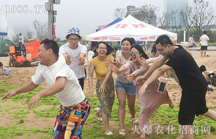 美的不是風(fēng)景而是陪你看風(fēng)景的人