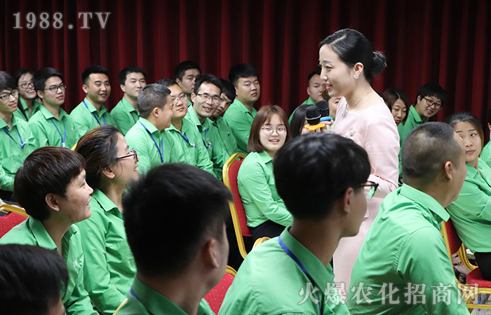 禮儀在工作,規范您和我